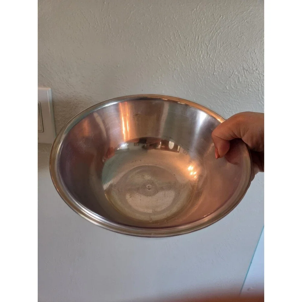Oneida Paul Revere Reproduction Silver Bowl with Plastic Liner 8.3